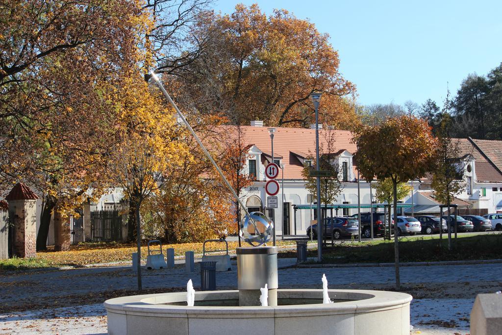Olivuv Pivovar Dolni Brezany 外观 照片
